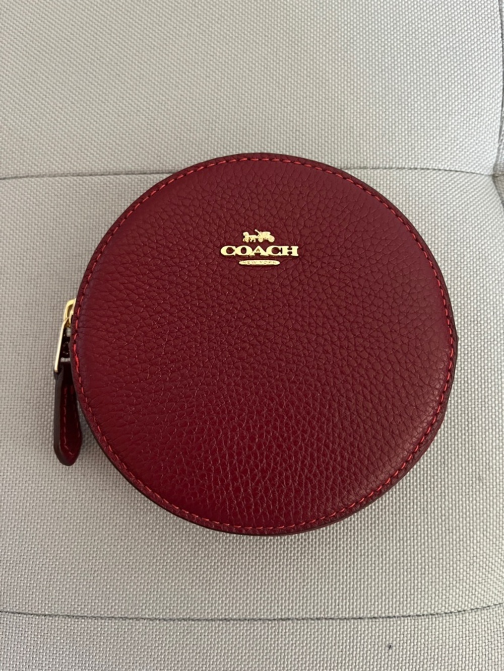 Coach Round Pouch